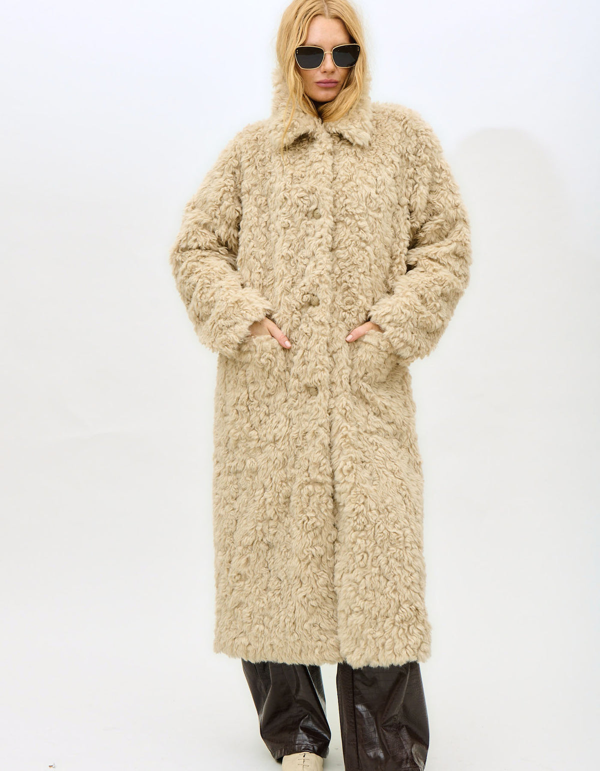 Coat Snowshill | Biscuit