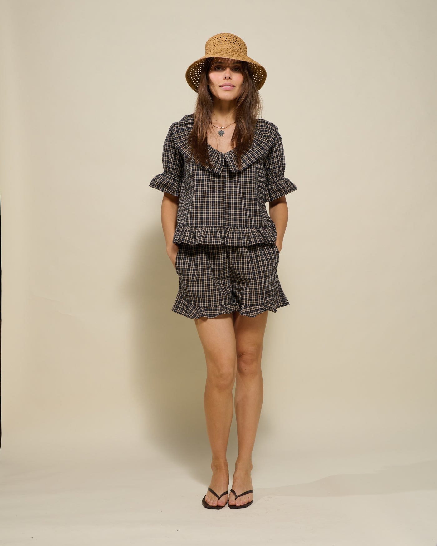 Short Prairie | Check