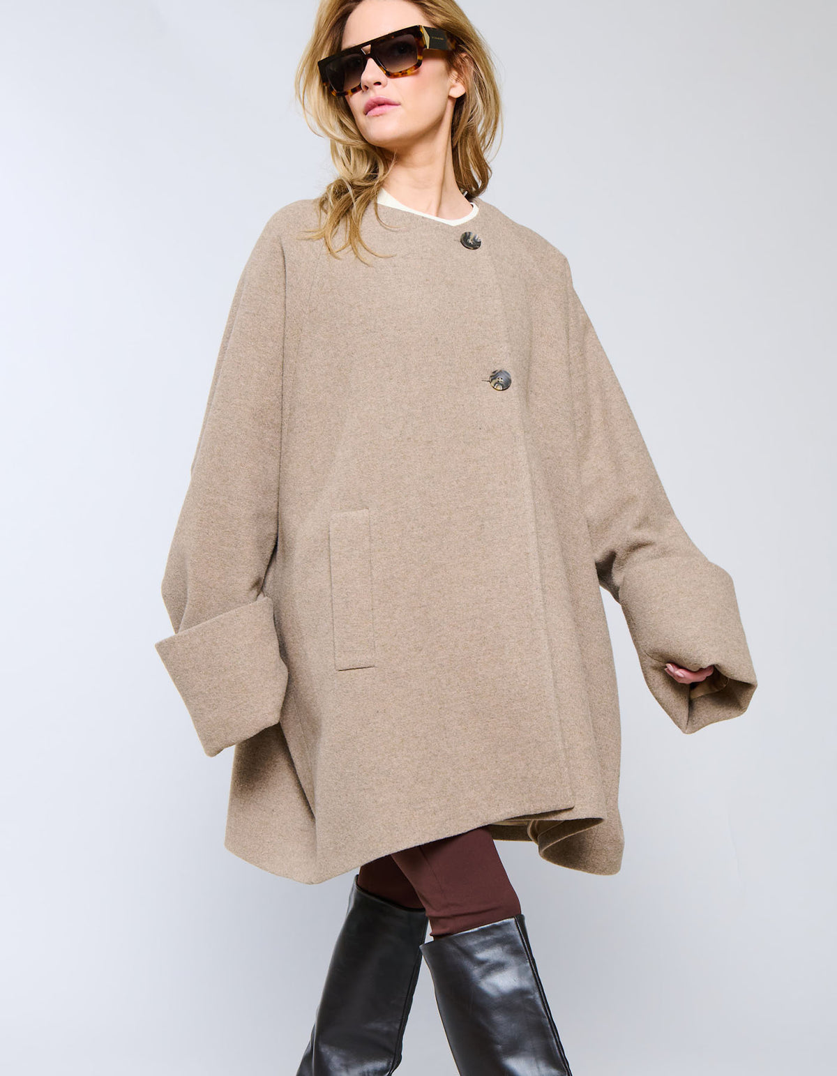 Coat Heritage | Taupe